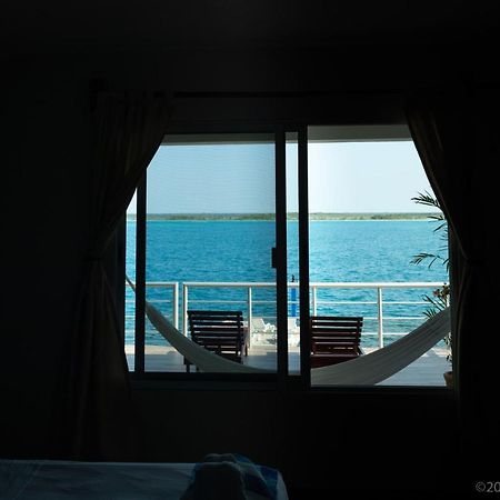 Casa Sol Y Luna Bacalar Bed & Breakfast Dış mekan fotoğraf